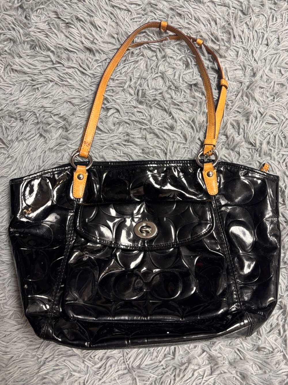Vintage Coach Leah Signature Embossed Patent Leather Tote